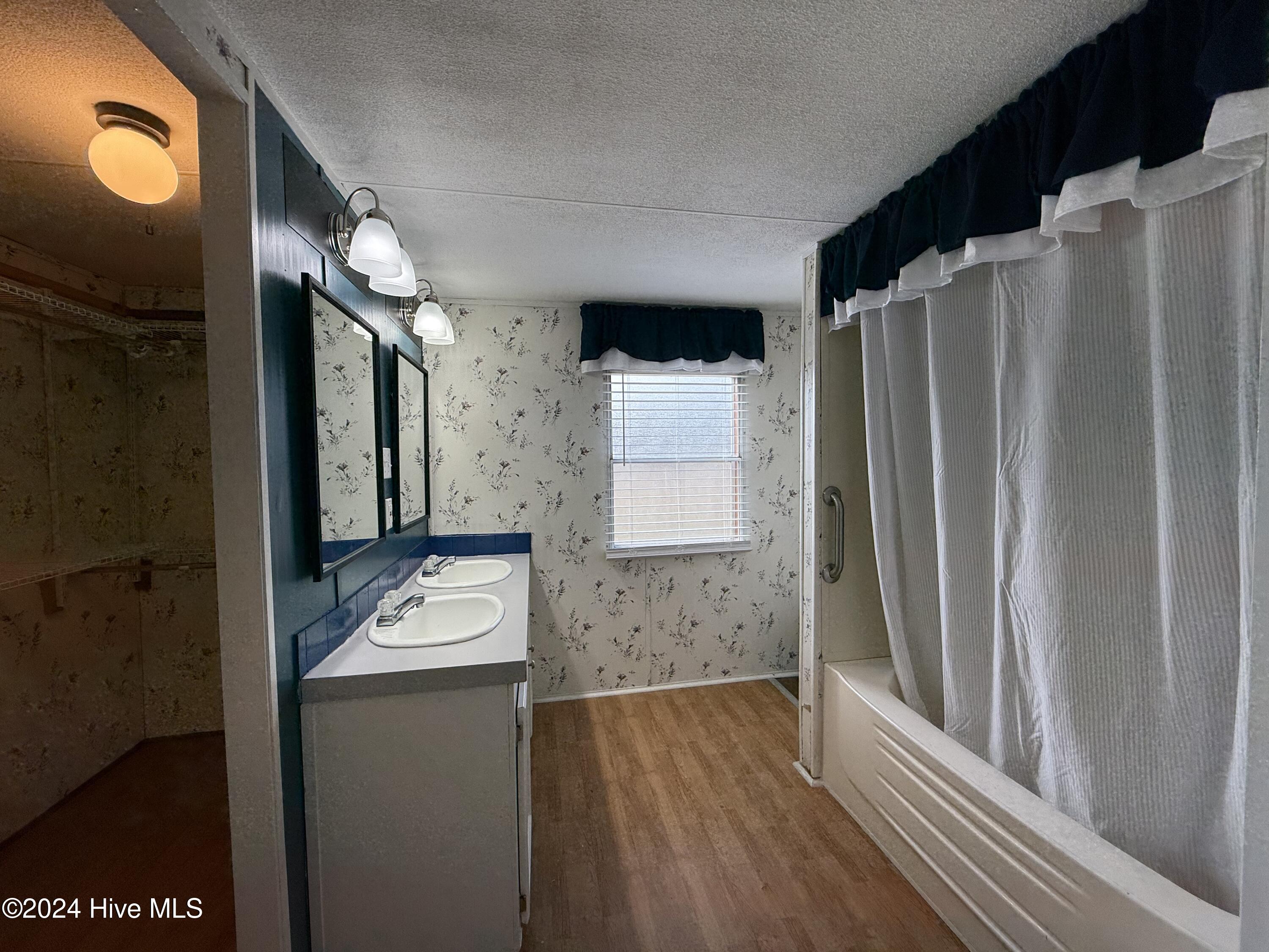 1136-1132 Glancy Road Swansboro, NC 28584 - Photo 63 of 76 1132 Master Bathroom