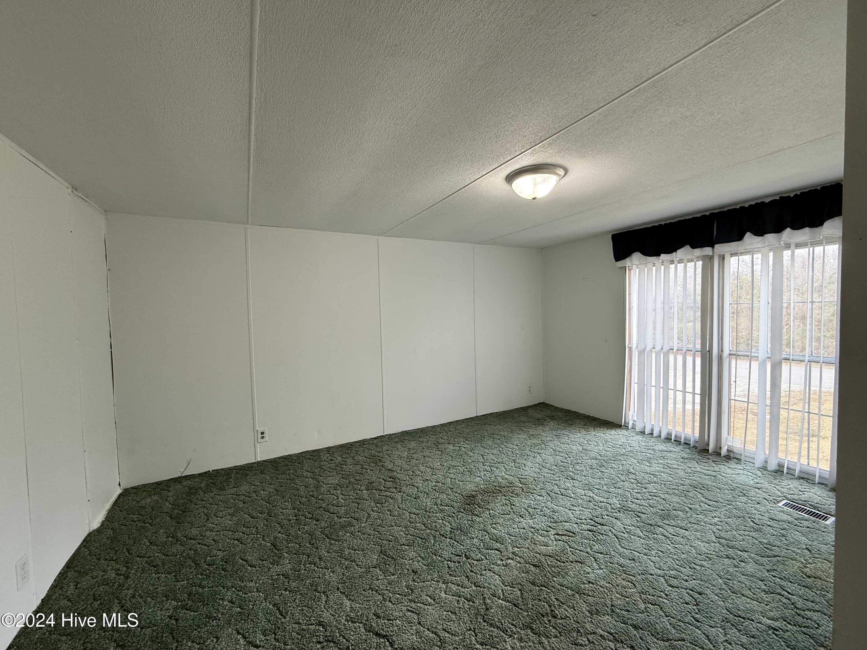 1136-1132 Glancy Road Swansboro, NC 28584 - Photo 74 of 76 1132 Spare Room 1