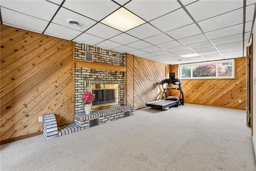 75 Coraopolis Road Coraopolis, PA 15108 - Photo 19 of 26