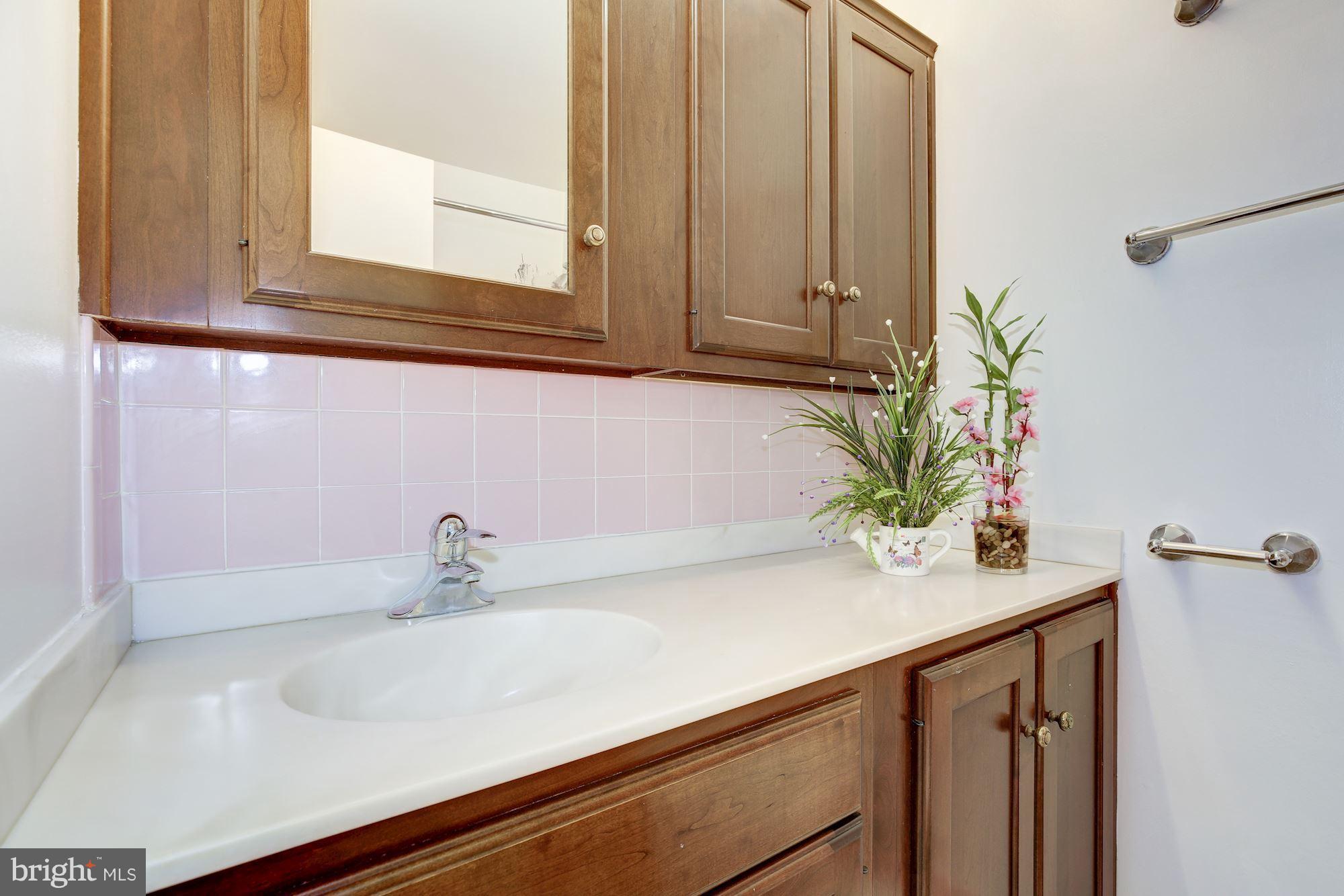 9621 McAlpine Road Silver Spring, MD 20901 - Photo 17 of 30 hall way Bath