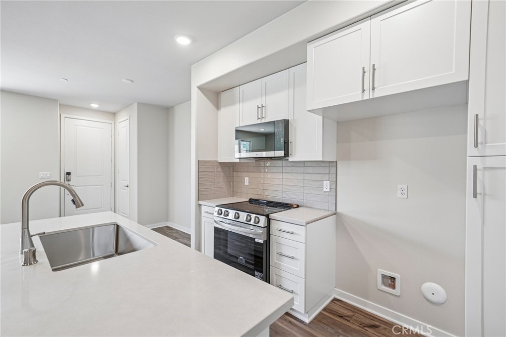 3161 Teralina Circle Riverside, CA 92503 - Photo 15 of 49 Gallery Image 15