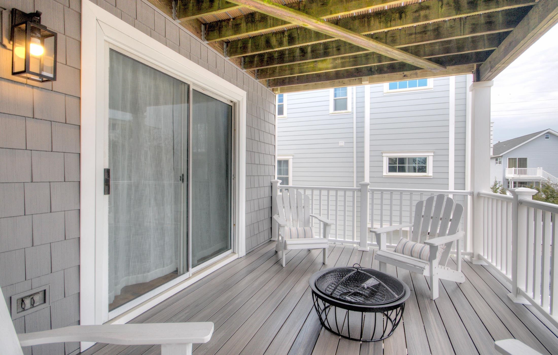 320 40th Street Avalon, NJ 08202 - Photo 30 of 39 a view of porch with seating space