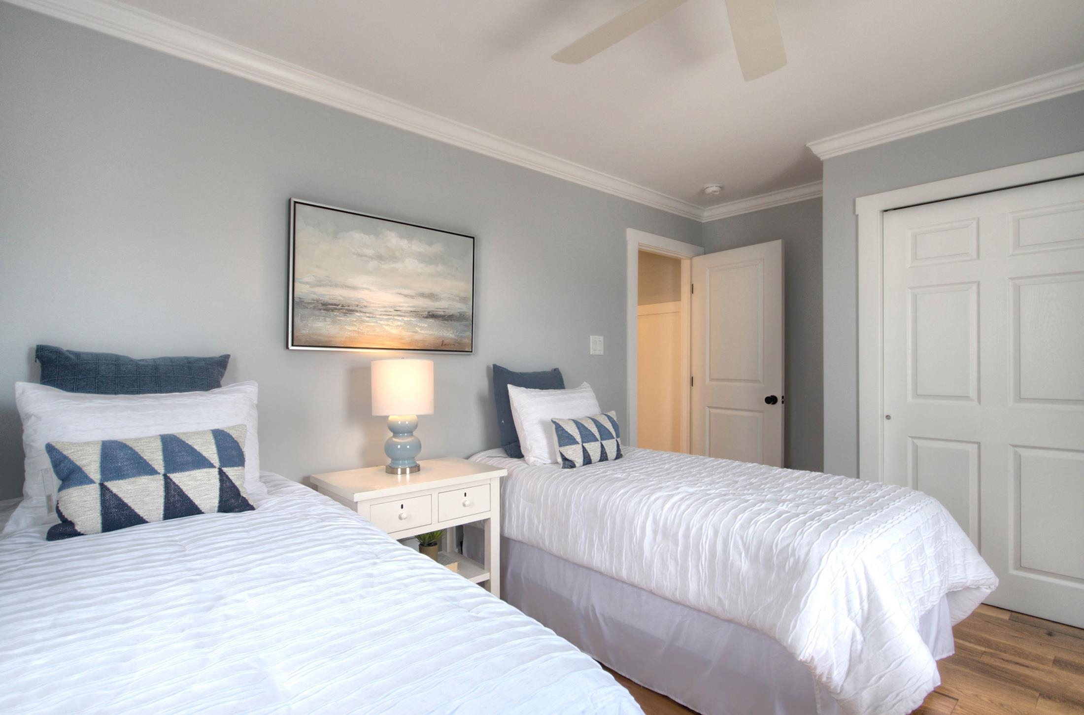 320 40th Street Avalon, NJ 08202 - Photo 34 of 39 a bedroom with a large bed and a window