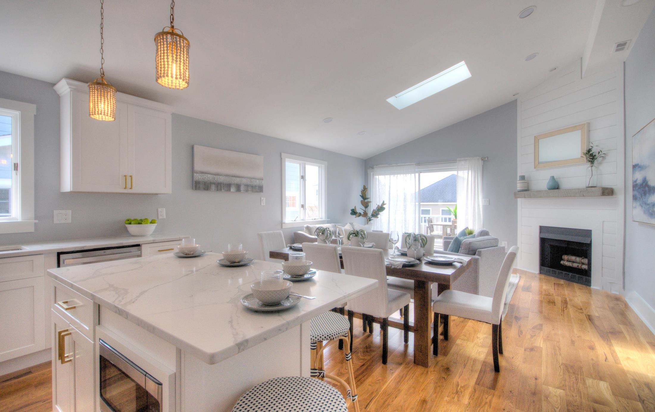 320 40th Street Avalon, NJ 08202 - Photo 6 of 39 a view of a a dining room with furniture window and wooden floor