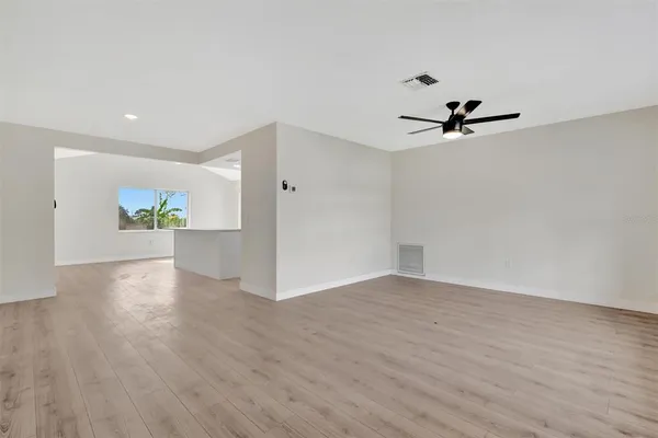 $269,900 | 2420 16th Street West, Palmetto, FL 34221