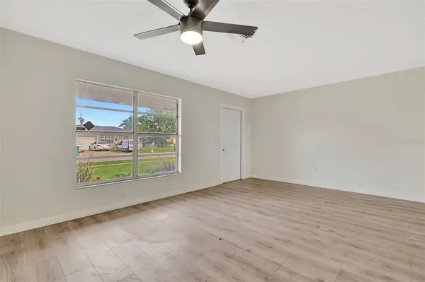 $269,900 | 2420 16th Street West, Palmetto, FL 34221