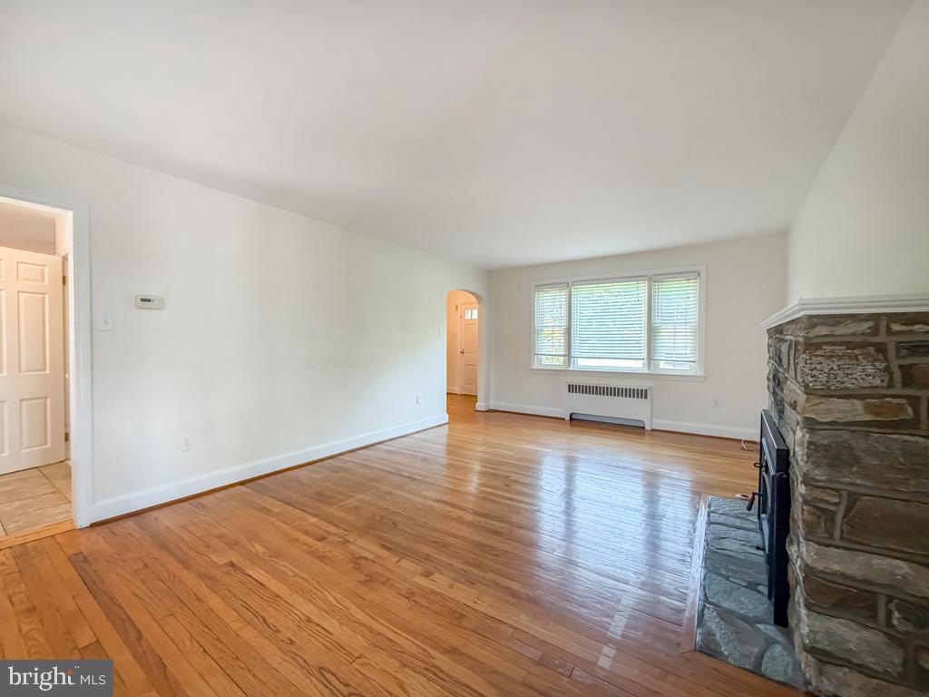 1237 Pine Grove Road Yardley, PA 19067 - Photo 6 of 43