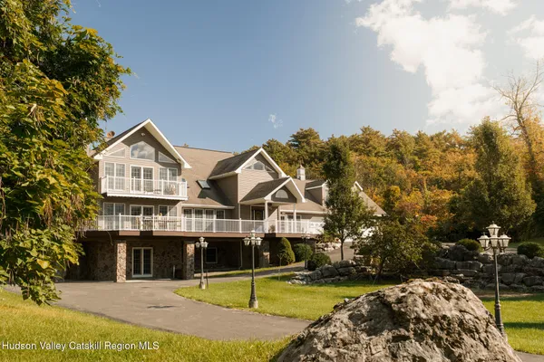$1,249,500 | 627 Green Lake Road, Catskill, NY 12414