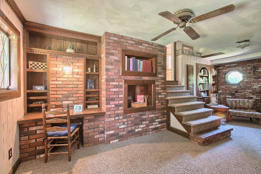27 Catamount Road Tewksbury, MA 01876 - Photo 17 of 30 Gallery Image 17