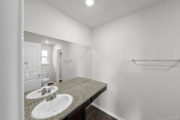 $1,495 | 3232 Onion Creek, San Antonio, TX 78245