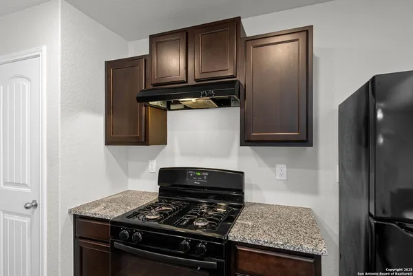 $1,495 | 3232 Onion Creek, San Antonio, TX 78245