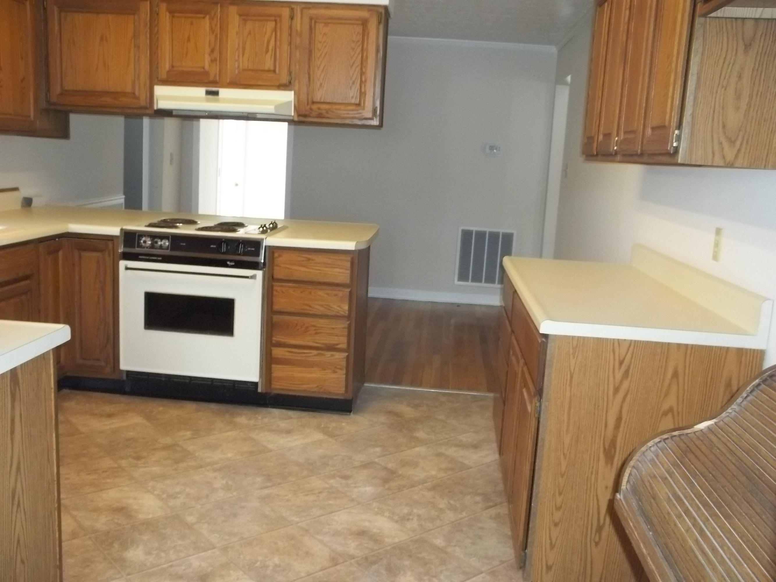 100 Amherst Lane Oak Ridge, TN 37830 - Photo 8 of 23 100_6392