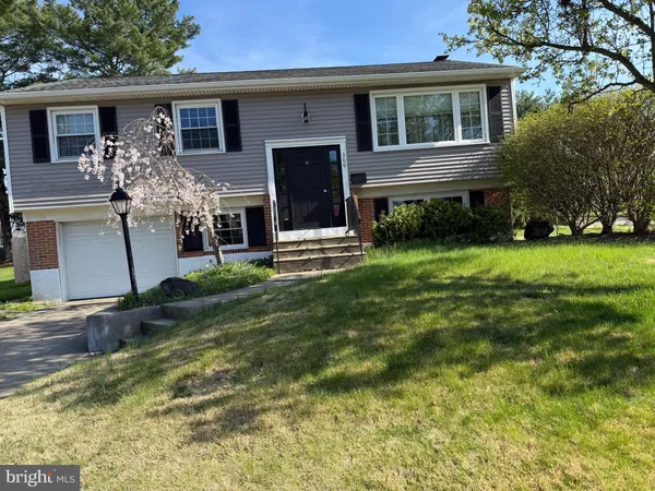 $3,500 | 300 Fairmount Avenue, Blackwood, NJ 08012