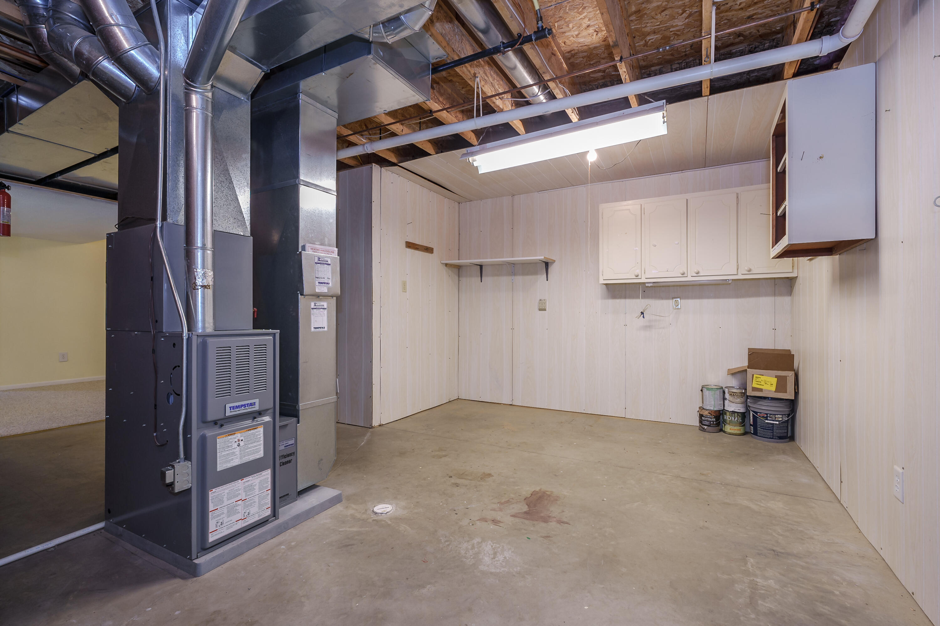 2681 Hunters Run Kalamazoo, MI 49048 - Photo 28 of 39 Hunters_Run_2681_Kalamazoo_49048-32