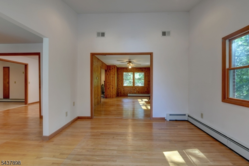 34 Knoll Road Wayne, NJ 07470 - Photo 21 of 50