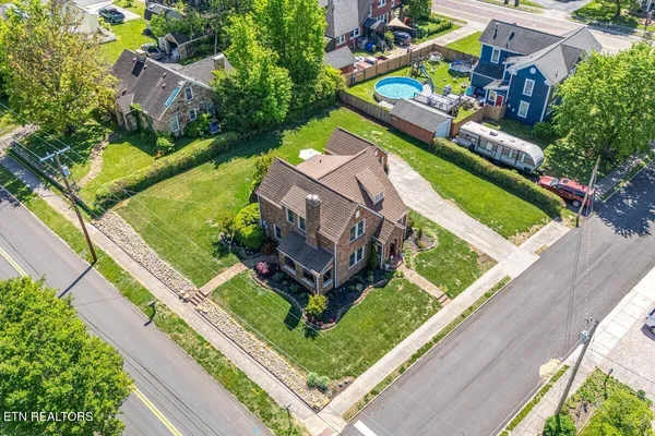 $399,900 | 600 East 2nd N Street, Morristown, TN 37814