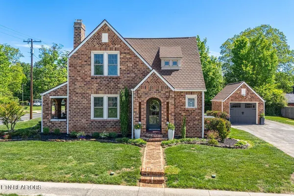 $399,900 | 600 East 2nd N Street, Morristown, TN 37814