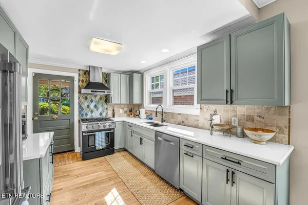 $399,900 | 600 East 2nd N Street, Morristown, TN 37814