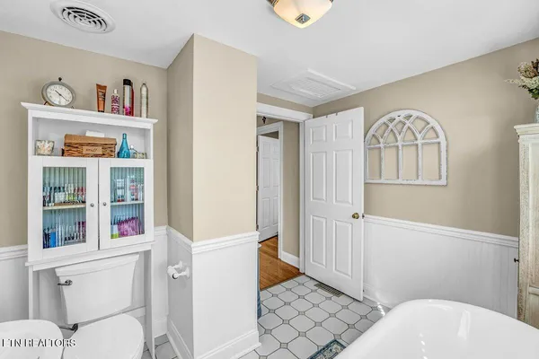 $399,900 | 600 East 2nd N Street, Morristown, TN 37814