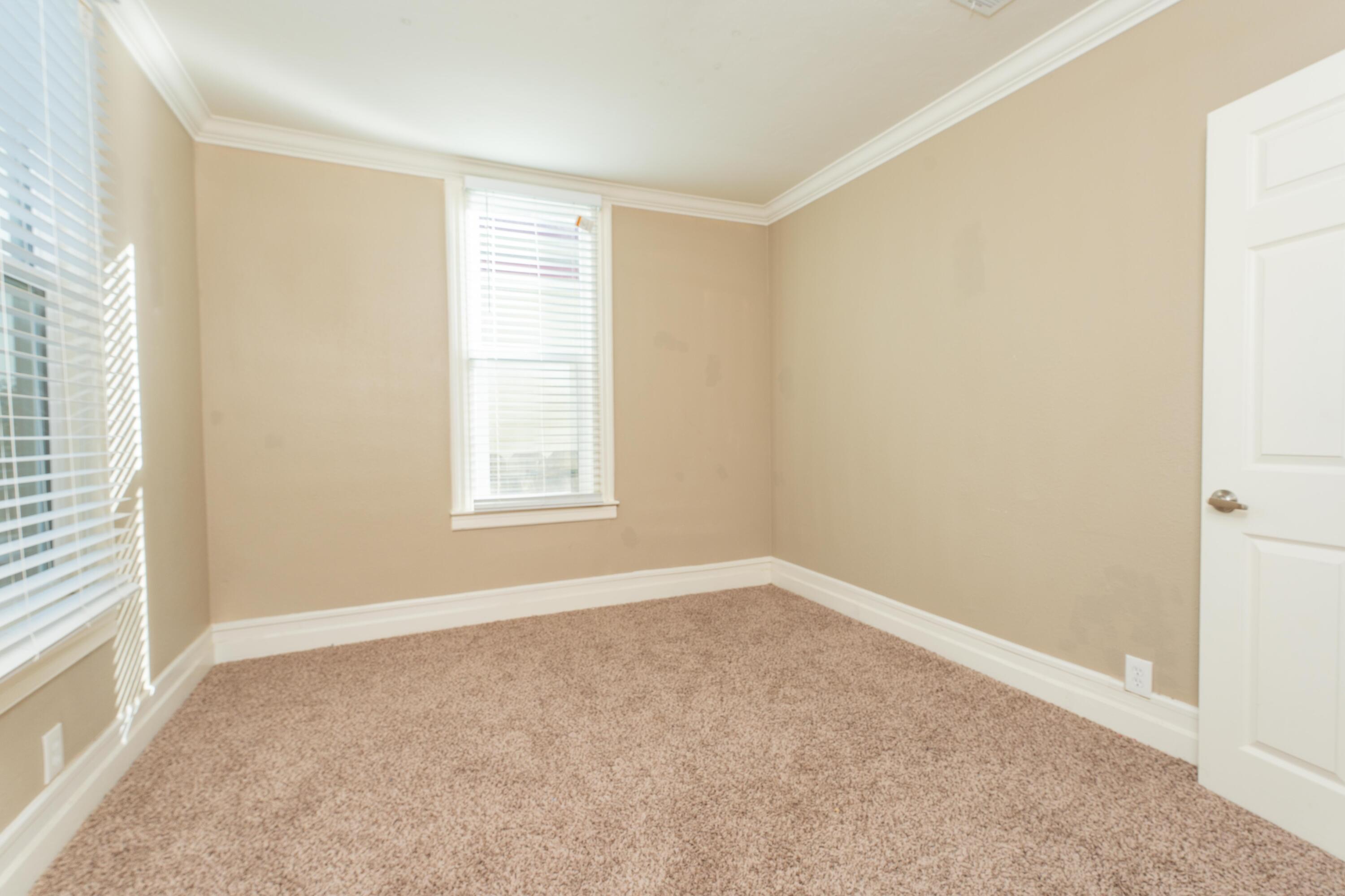 533 South Kaweah Avenue Exeter, CA 93221 - Photo 16 of 39