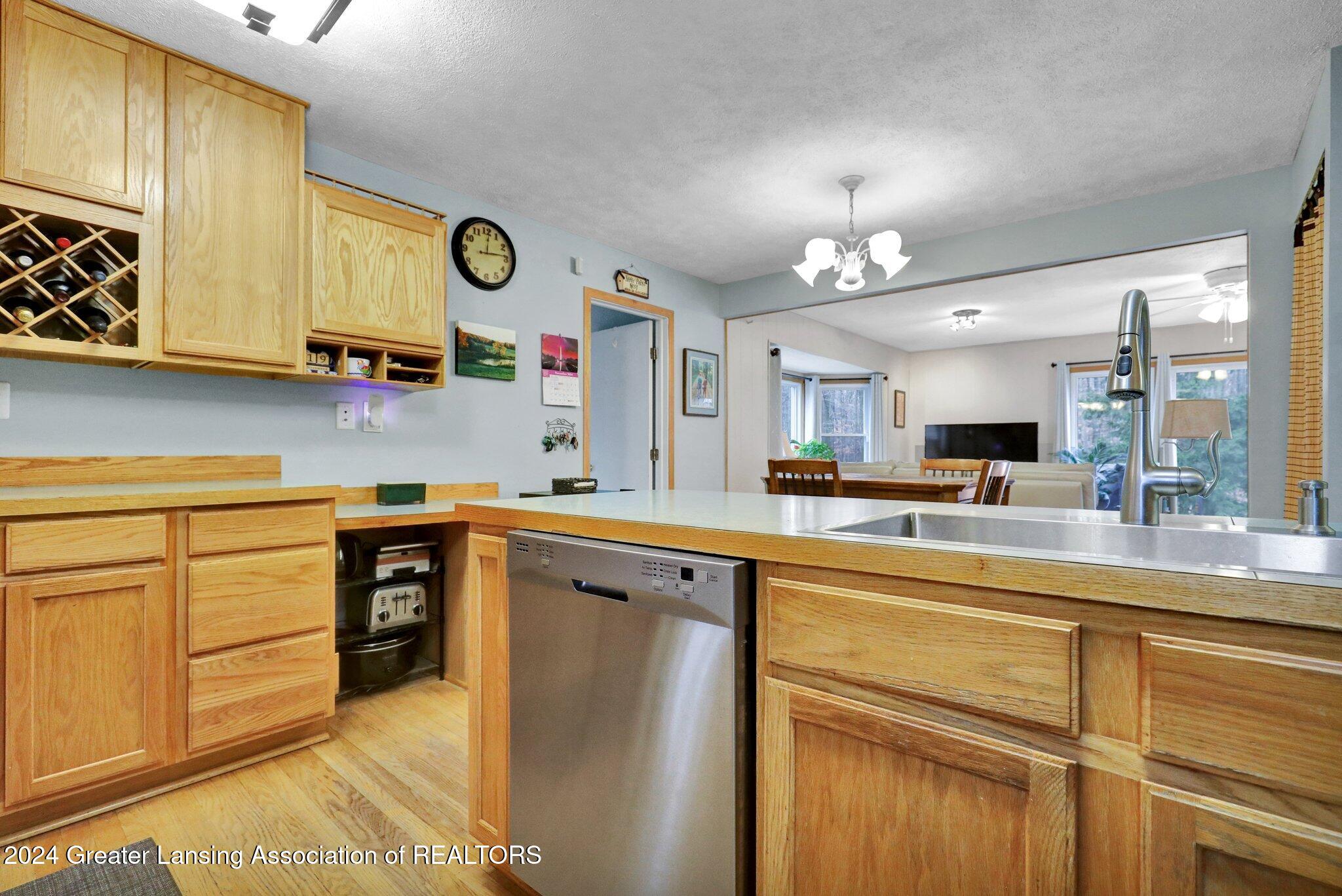 2695 Meridian Road Mason, MI 48854 - Photo 11 of 54 13-web-or-mls-Open Ended Media-13