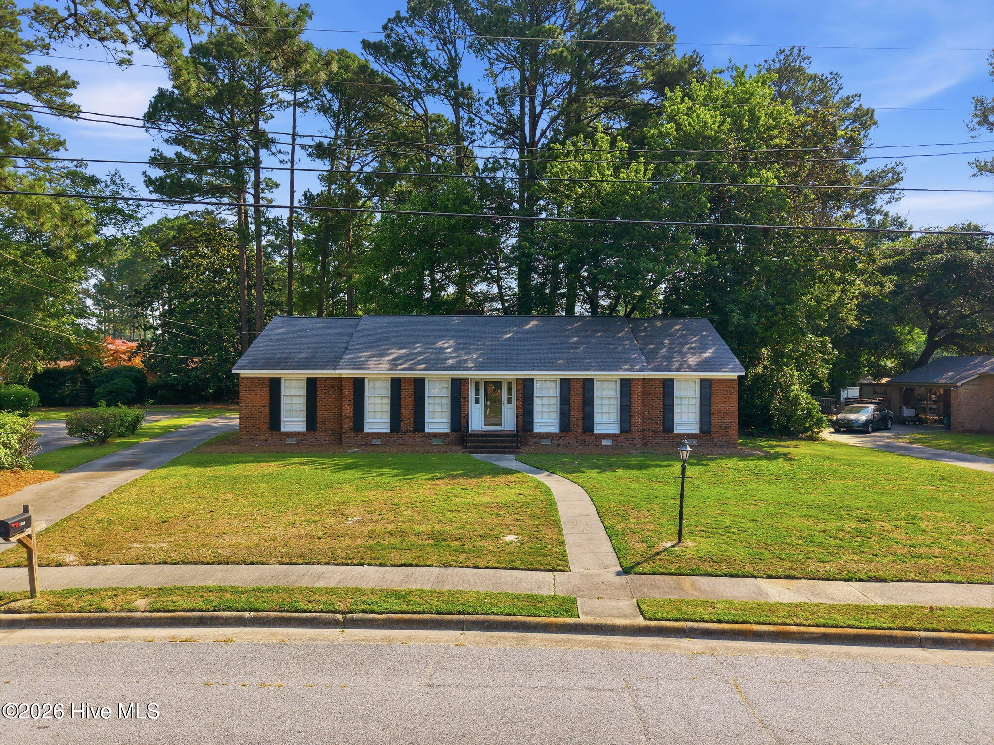 1205 West Highland Avenue Kinston, NC 28501 - Photo 3 of 48