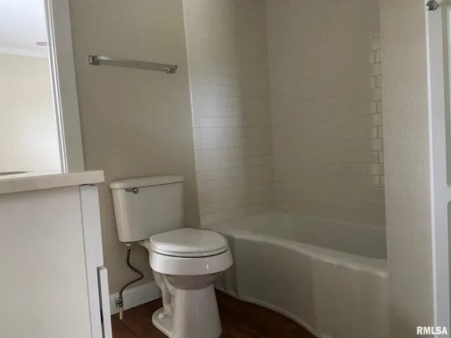 $185,000 | 117 Pershing Avenue, Taylorville, IL 62568