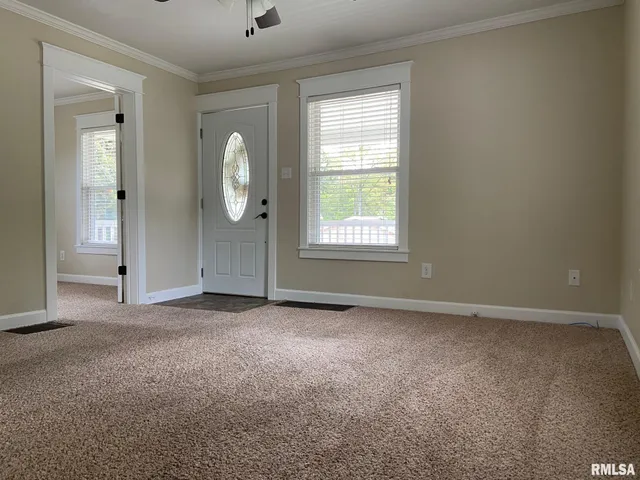 $185,000 | 117 Pershing Avenue, Taylorville, IL 62568