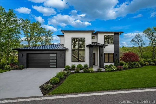 $1,250,000 | 222 Red Bud Road, Lake Ozark, MO 65049