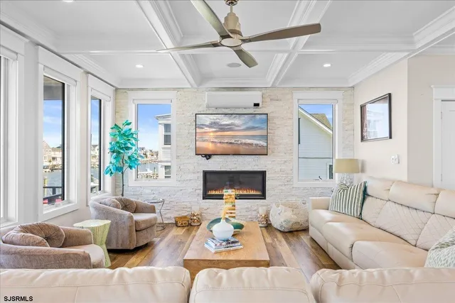 $5,900,000 | 437 North Thurlow Avenue, Margate City, NJ 08402