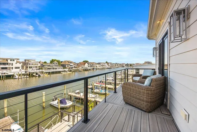 $5,900,000 | 437 North Thurlow Avenue, Margate City, NJ 08402