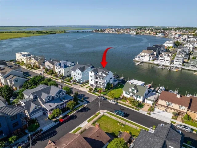 $5,900,000 | 437 North Thurlow Avenue, Margate City, NJ 08402
