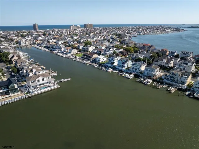 $5,900,000 | 437 North Thurlow Avenue, Margate City, NJ 08402