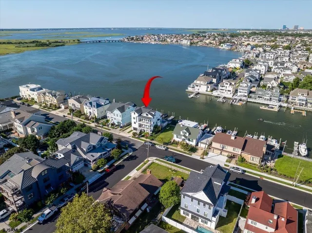 $5,900,000 | 437 North Thurlow Avenue, Margate City, NJ 08402
