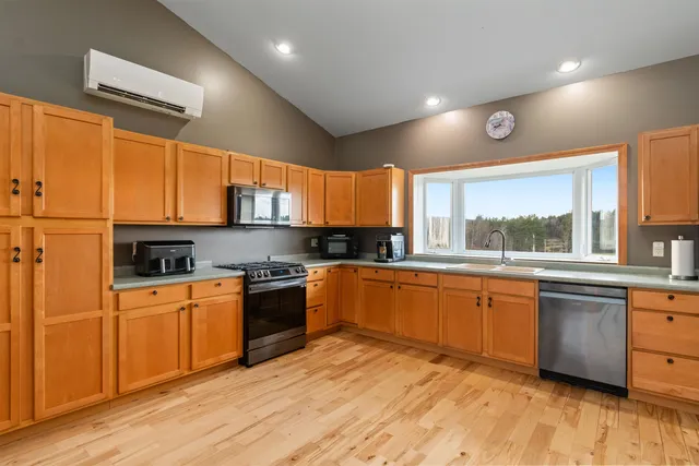 $755,000 | 23 Mountain Spring Court, Westford, VT 05494