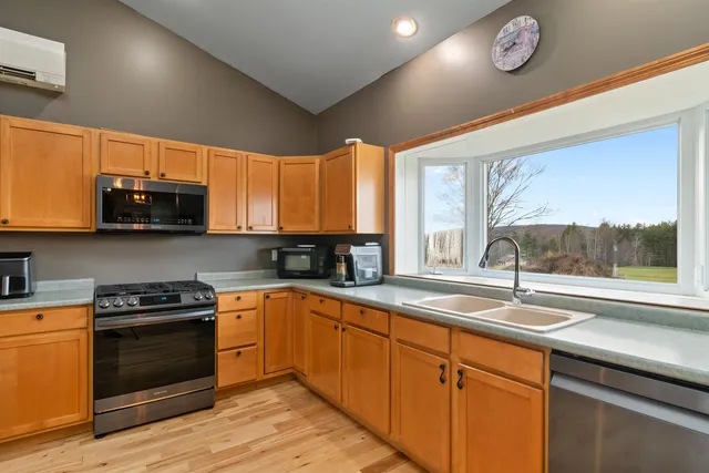 $755,000 | 23 Mountain Spring Court, Westford, VT 05494