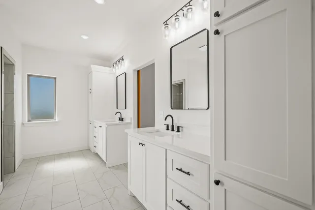 $469,900 | 1214 West Hardin, Lubbock, TX 79403