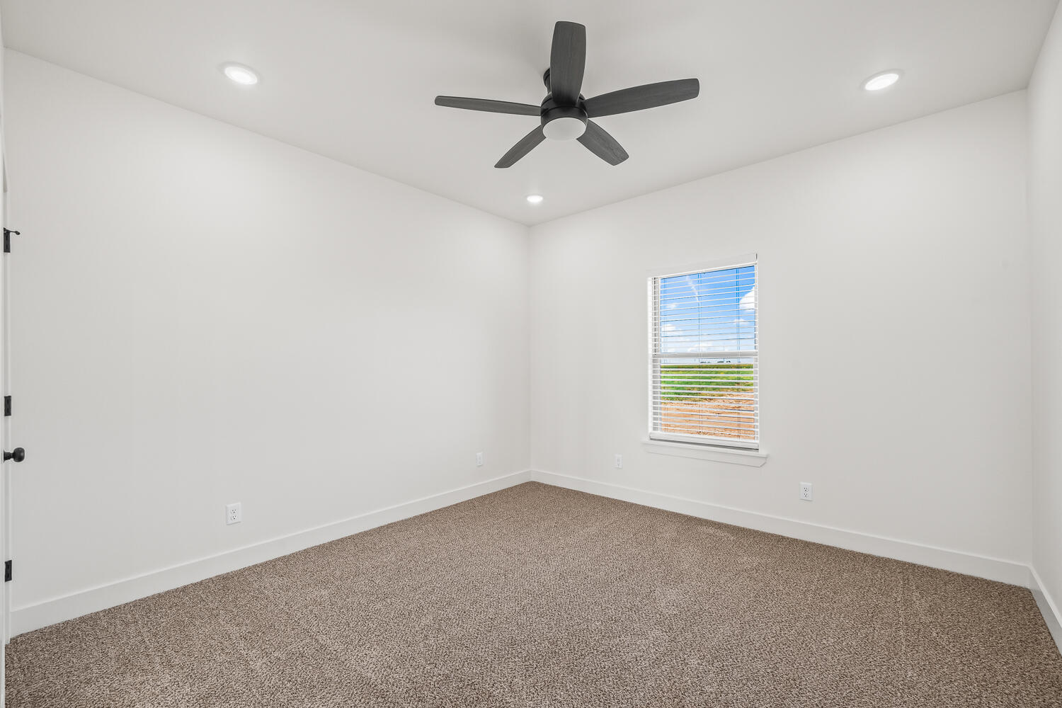 1214 West Hardin Lubbock, TX 79403 - Photo 21 of 50 1214 W Hardin New Deal-18