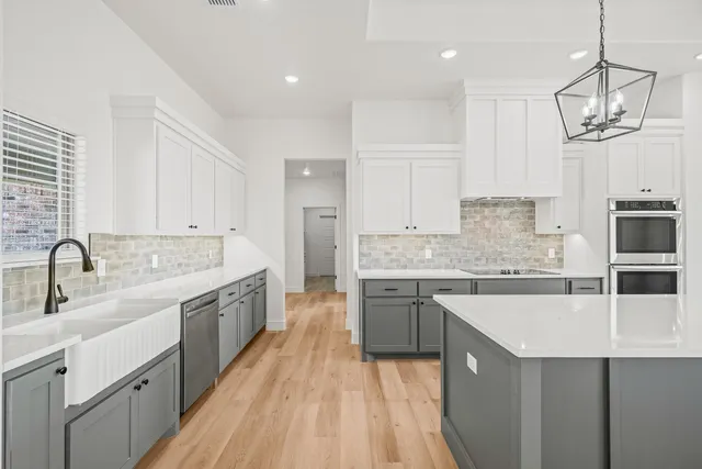 $469,900 | 1214 West Hardin, Lubbock, TX 79403