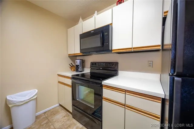 $275,000 | 31347 Northshore Drive, Unit 101A, Rocky Mount, MO 65072