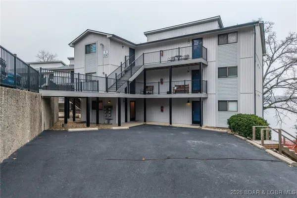 $259,000 | 31347 Northshore Drive, Unit 101A, Rocky Mount, MO 65072
