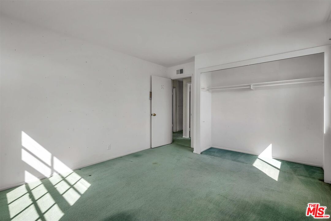29636 Stonecrest Road Rancho Palos Verdes, CA 90275 - Photo 22 of 32 a view of empty room