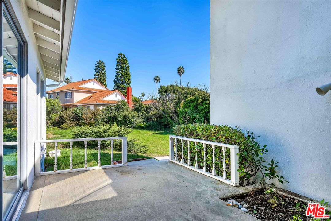 29636 Stonecrest Road Rancho Palos Verdes, CA 90275 - Photo 29 of 32 a view of a porch with a yard