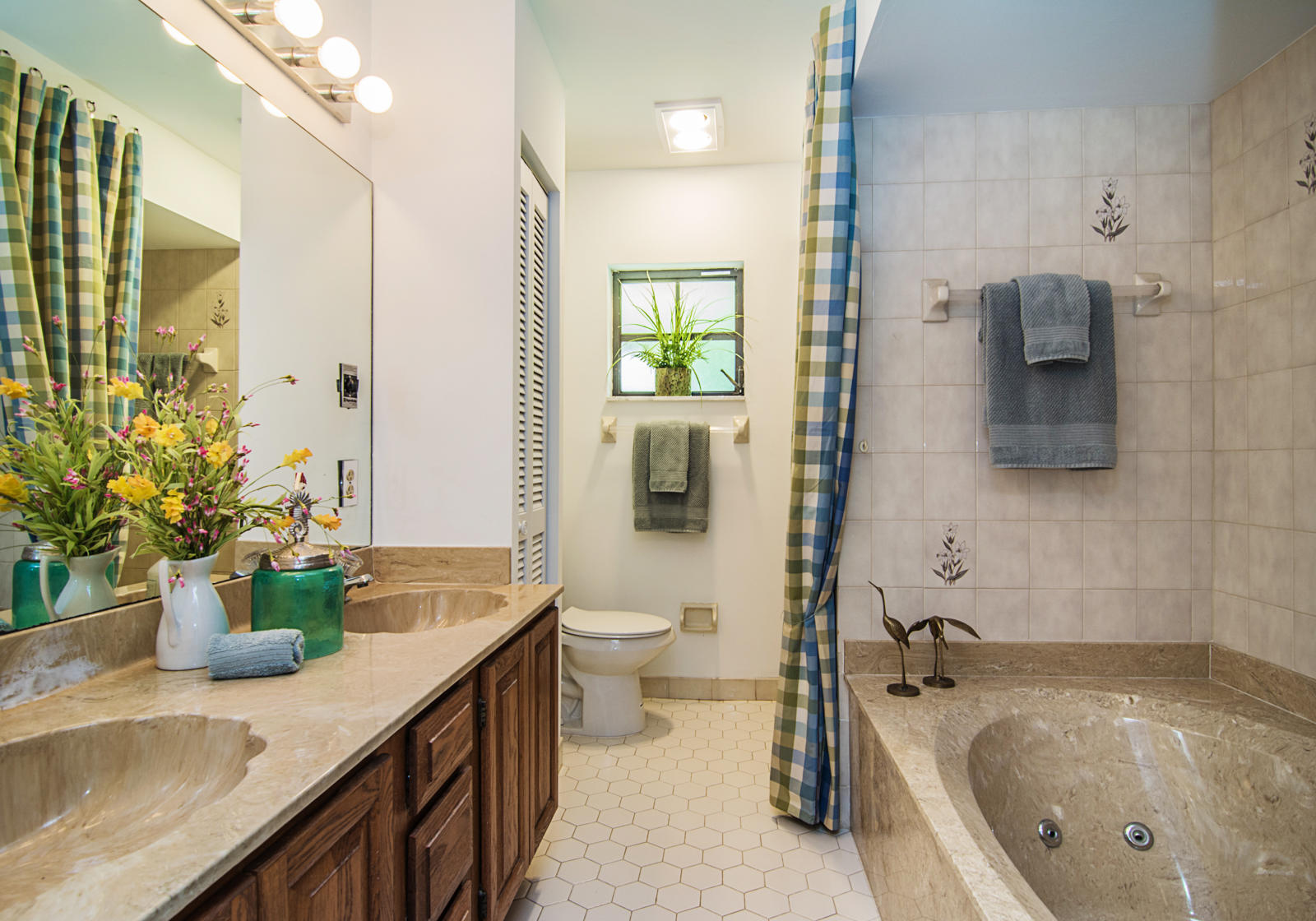 17571 Lake Park Road Boca Raton, FL 33487 - Photo 25 of 50 b-36