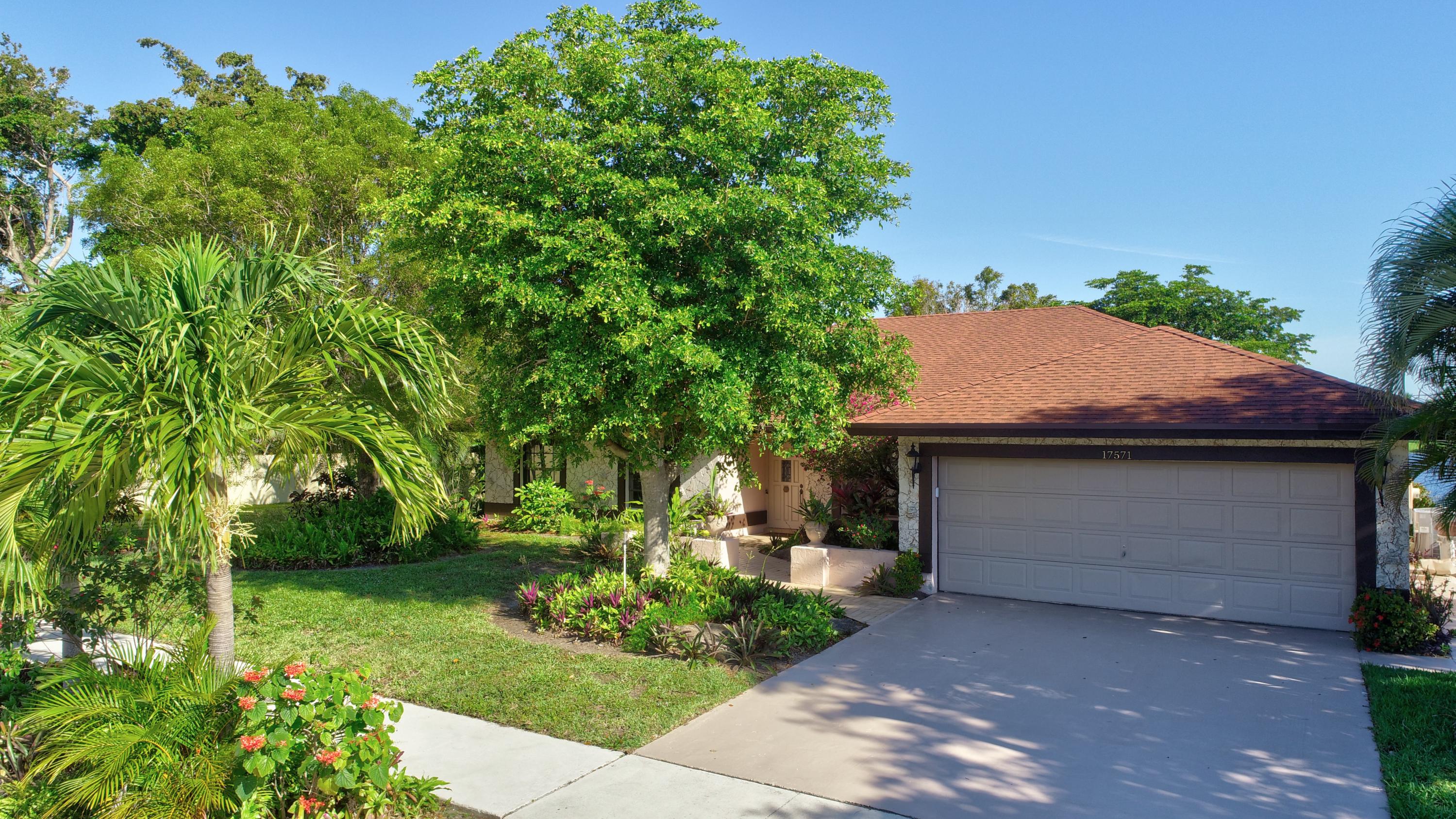 17571 Lake Park Road Boca Raton, FL 33487 - Photo 38 of 50 JOANNE GUISE AERIAL PICTURES