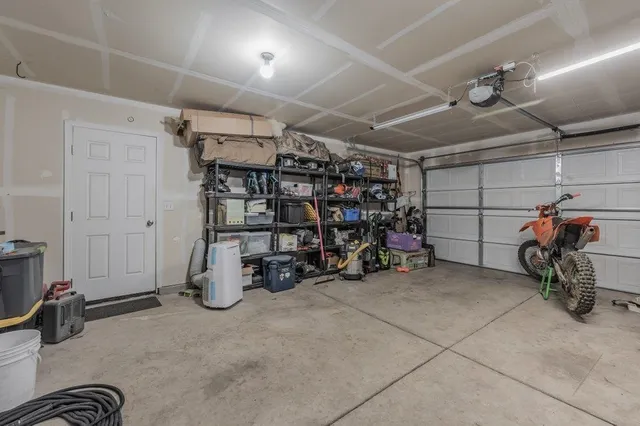 $335,000 | 12611 West 1st Avenue, Airway Heights, WA 99001