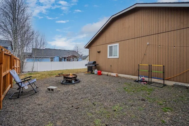 $335,000 | 12611 West 1st Avenue, Airway Heights, WA 99001