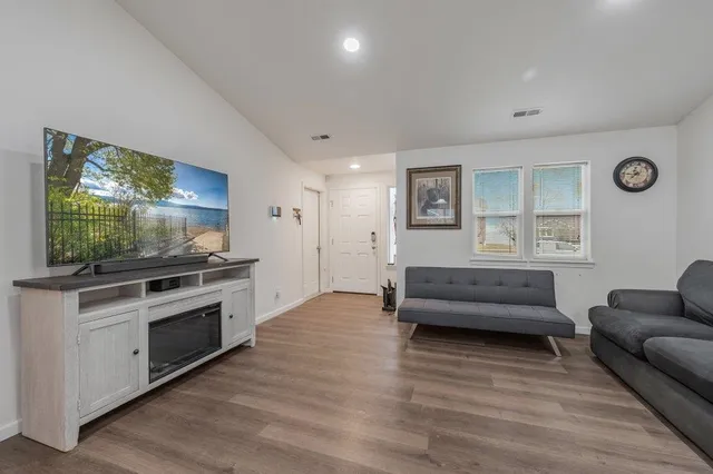 $335,000 | 12611 West 1st Avenue, Airway Heights, WA 99001