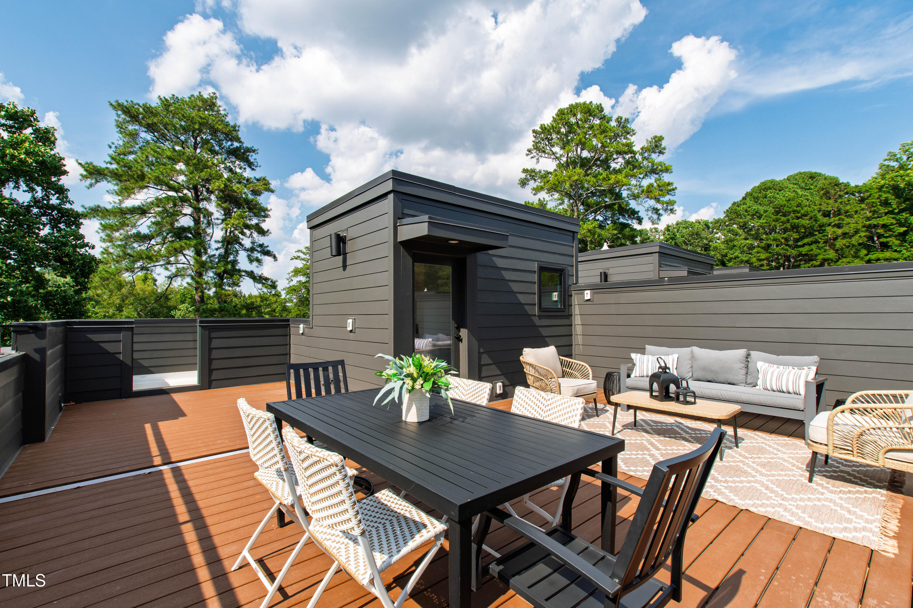 511 Edgecreek Court Raleigh, NC 27604 - Photo 45 of 58 a backyard of a house with table and chairs