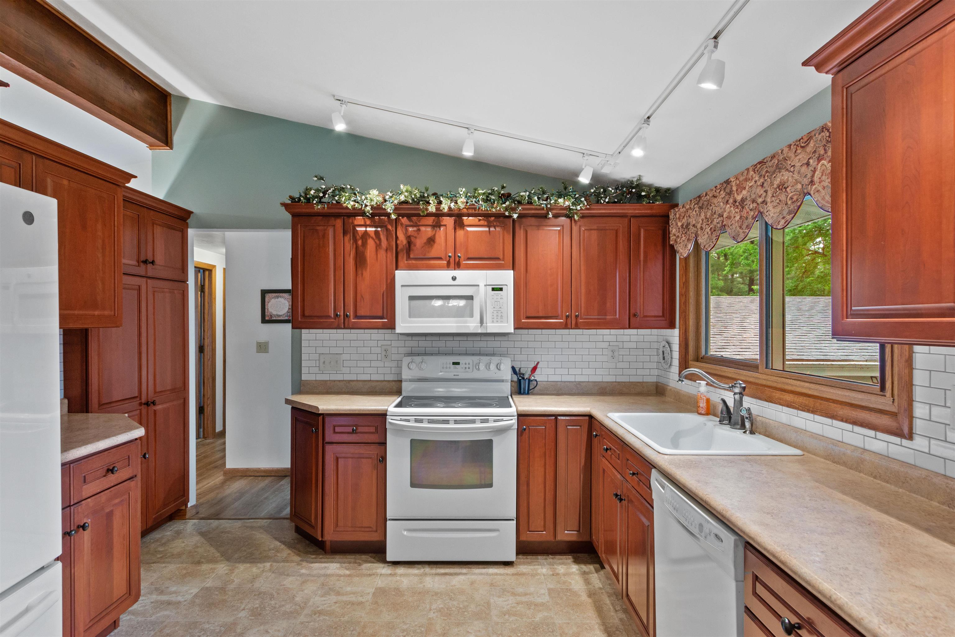 1815 School Street Stevens Point, WI 54481 - Photo 13 of 42